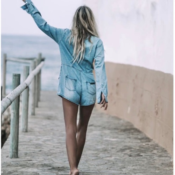 BILLABONG Gigi blue denim Playsuit long sleeve collared - Picture 10 of 13